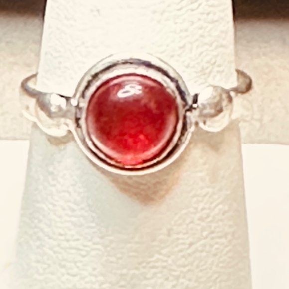 925 Sterling Silver Plated Red Onyx Ring Genuine Stone Round Cabochon EUC - Picture 9 of 10